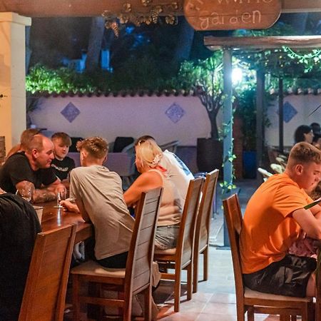 El Cortijo Escana Es Cana Kültér fotó