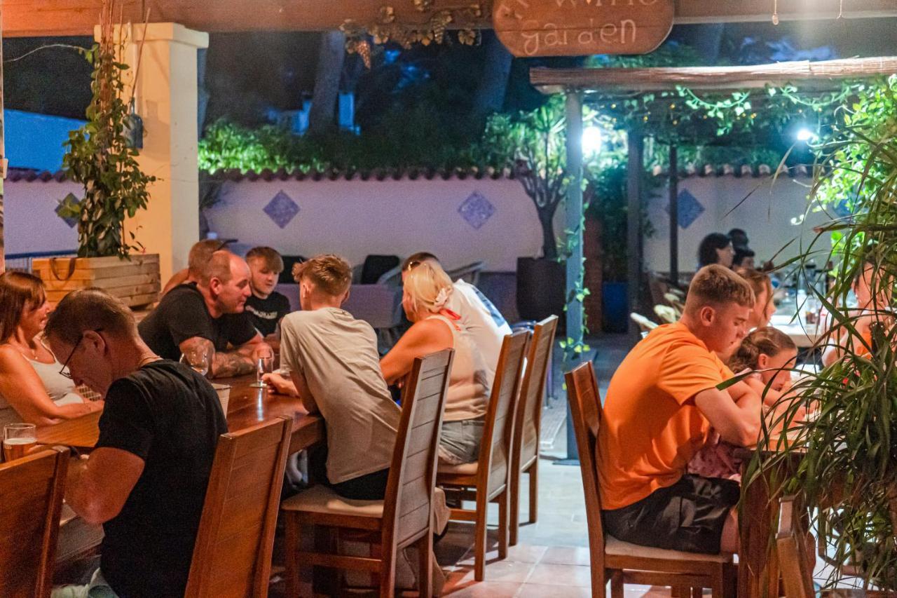 El Cortijo Escana Es Cana Kültér fotó