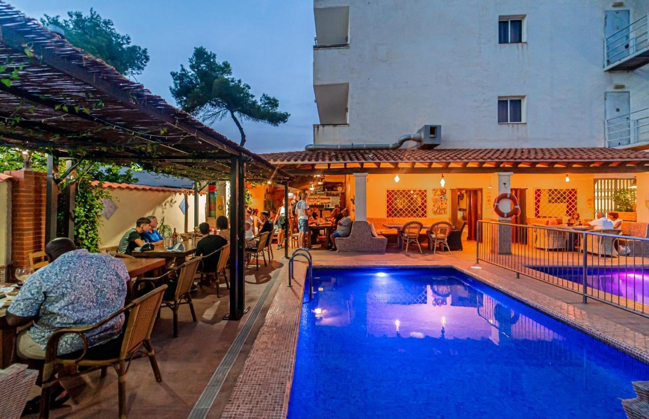 El Cortijo Escana Es Cana Kültér fotó